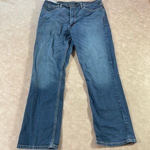 Levi’s 514 Medium Wash Straight Jeans 38x30